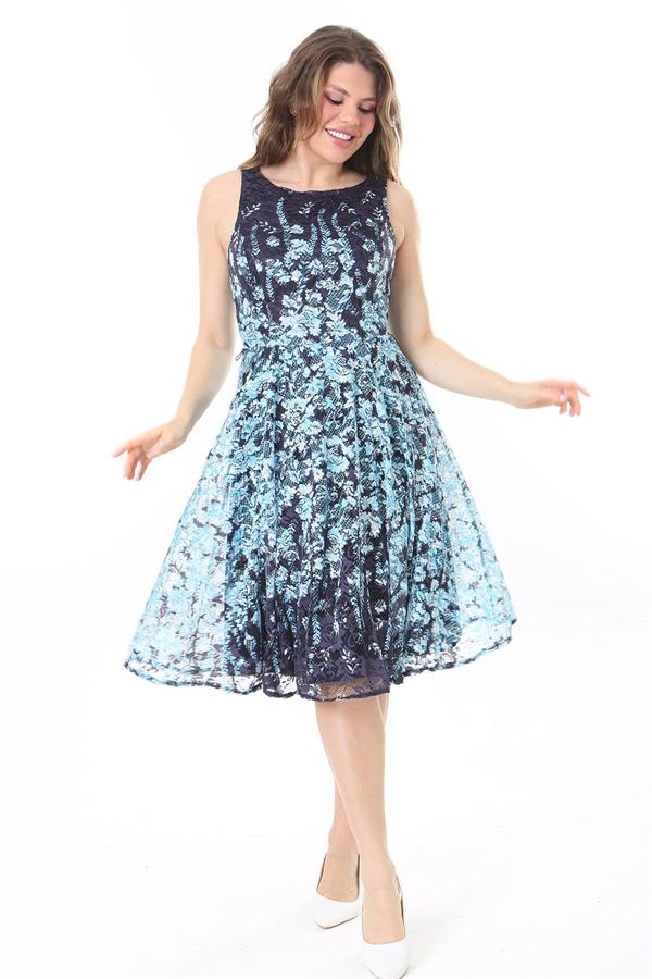 Kadın Büyük Beden Mavi Arka Fermuarlı Astarlı Dantel Elbise 65N37983