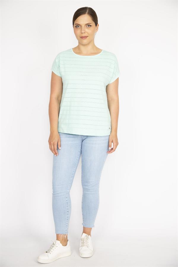 Kadın Pembe Büyük Beden Pamuk Kumaş Kendinden Desenli Düşük Kol Bluz