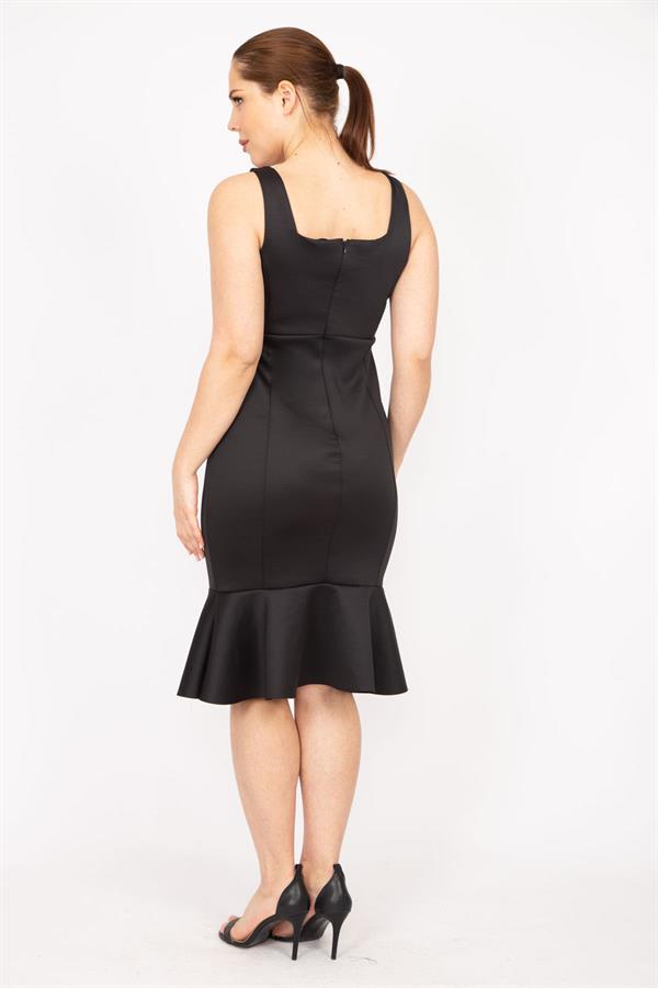 Robe noire grande taille pour femme avec jupe à volants et col