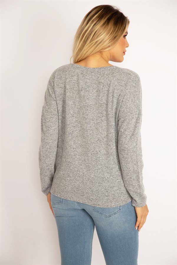 Kadın Gri Ön Nakışlı Bluz 65N34847