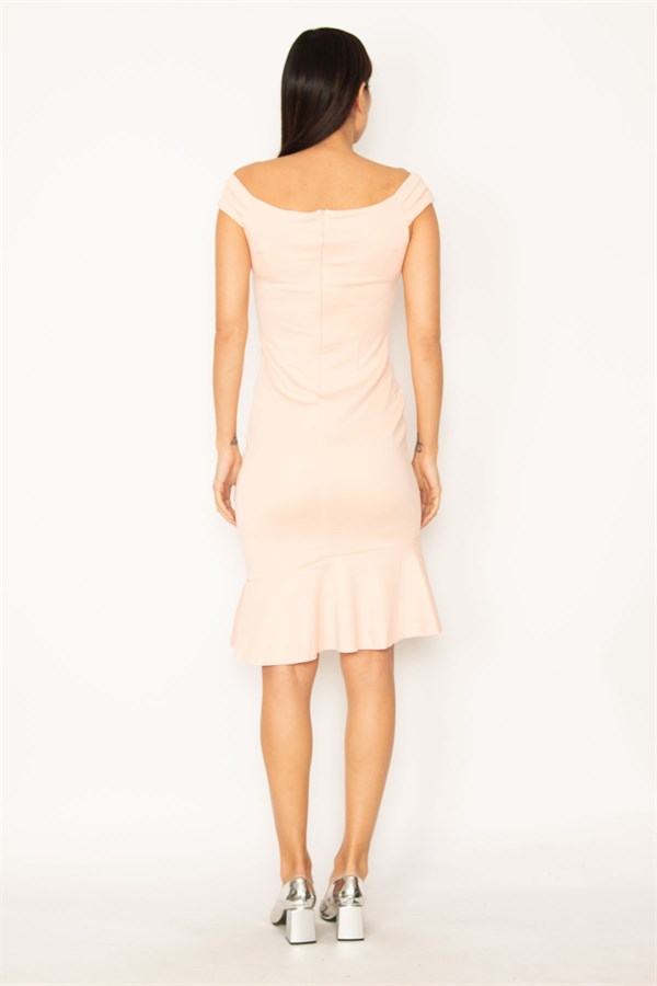 KADIN PUDRA VOLAN VE YAKA DETAYLI ELBİSE