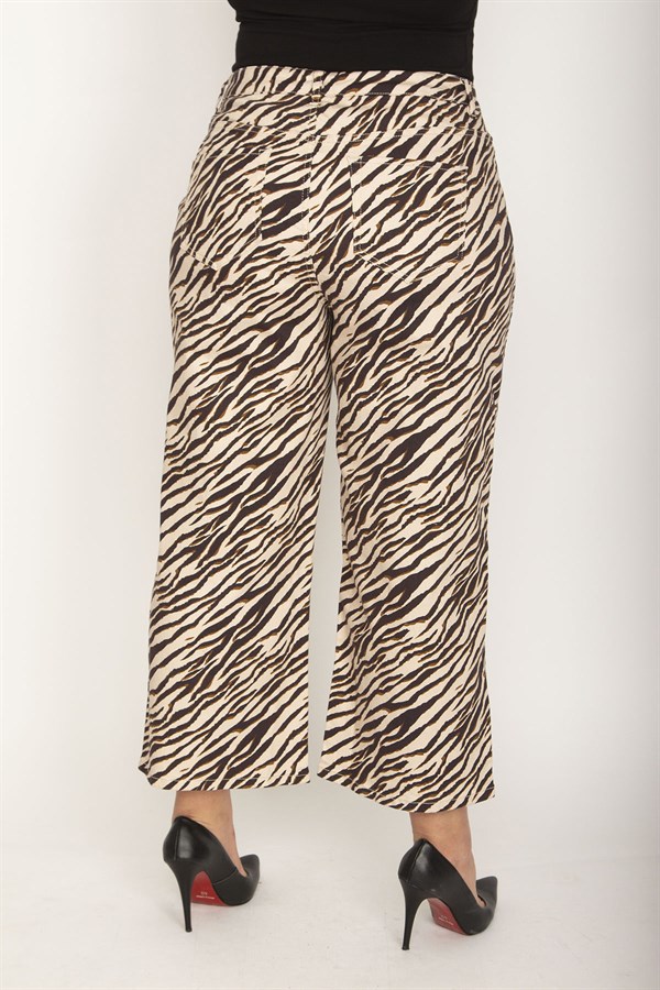 Kadın Kahve Likralı Gabardin Kumaş Geniş Paçalı Desenli Bilek Boy Pantolon 65N26184