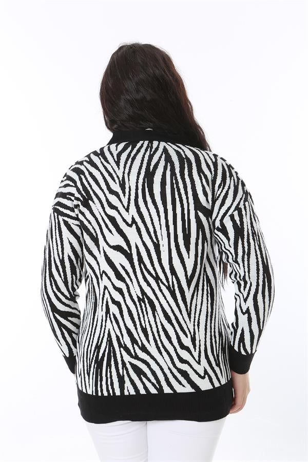 Kadın Büyük Beden Siyah Ön Düğmeli Triko Hırka 65N38566