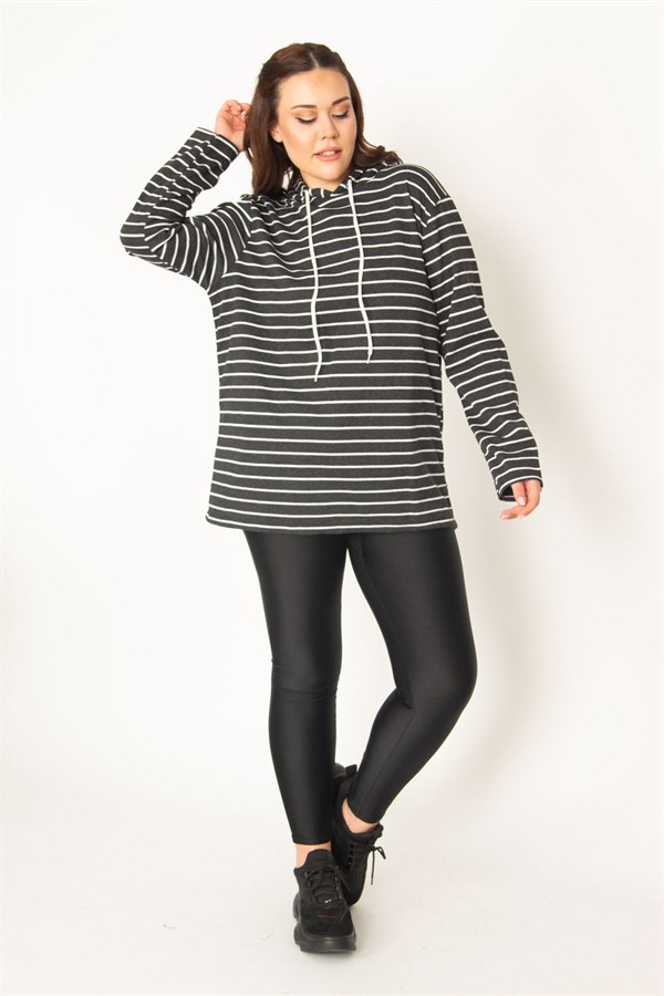 Kadın Siyah İçi Şardonlu Kumaş Kapşonlu Sweatshirt 65N32459