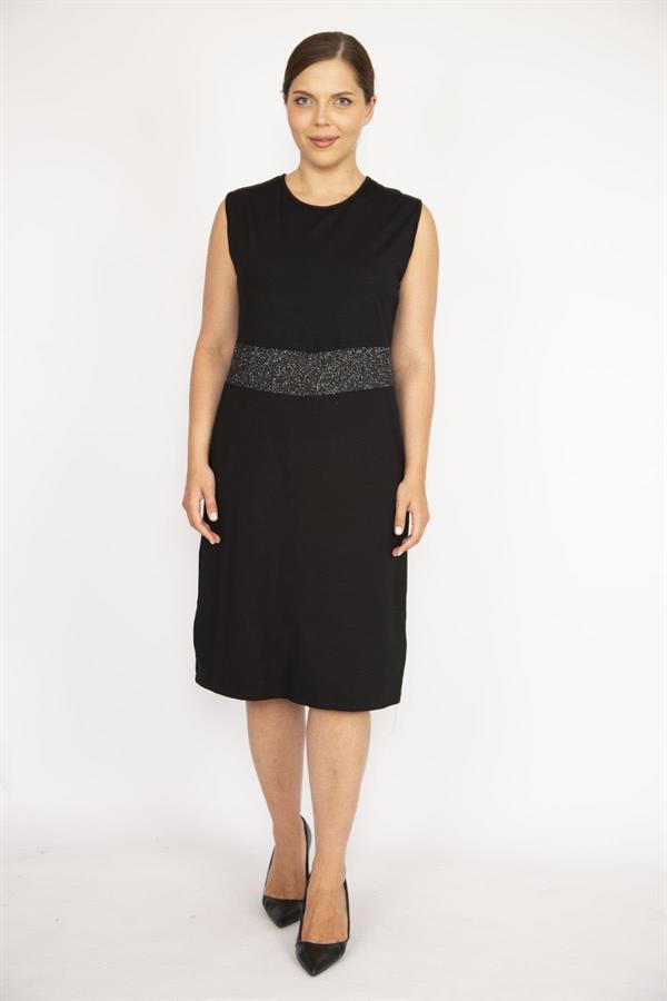 Kadın Büyük Beden Siyah Bel Kısmı Sim Detaylı Elbise
