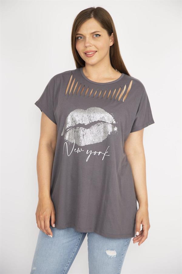 Kadın Füme Büyük Beden Lazer Kesim Ve Lak Baskı Detaylı Düşük Kollu Rahat Kesim Bluz