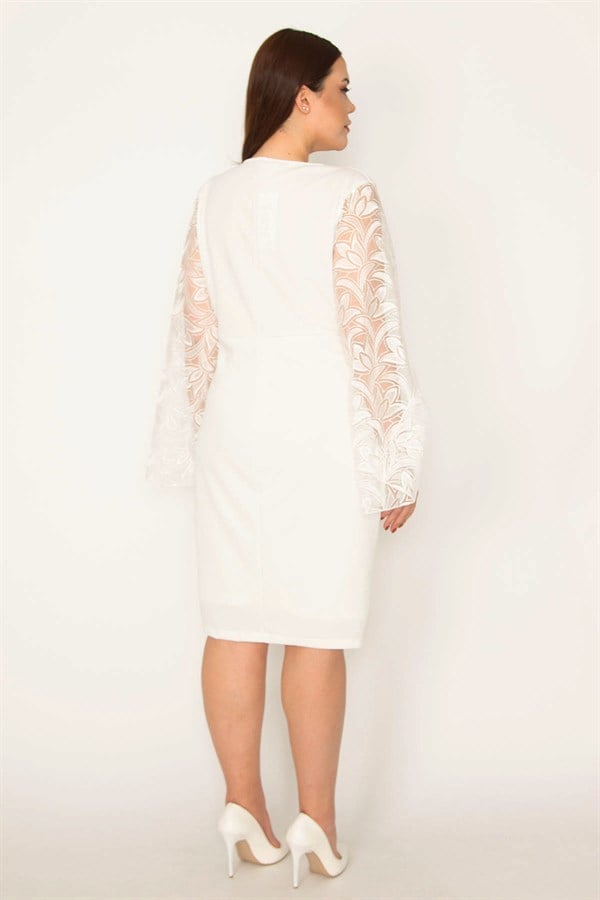 ROBE DE SOIRÉE DOUBLÉE POUR FEMME AVEC CHEMISE À BRAQUAGE ET MANCHES À DÉTAILS EN DENTELLE