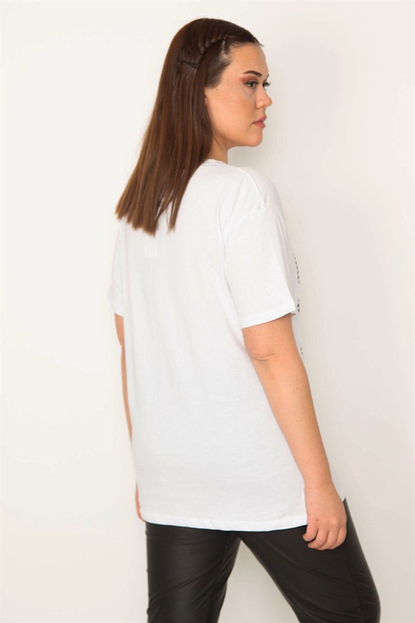 KADIN BEYAZ ÖN TAŞ VE ÇİZGİ BASKI DETAYLI YAN FERMUAR YIRTMAÇLI BLUZ