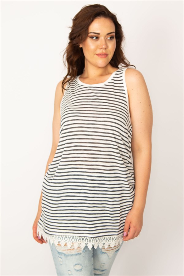 Kadın Kemik Etek Ucu Dantelli Çizgili Bluz 65N33671