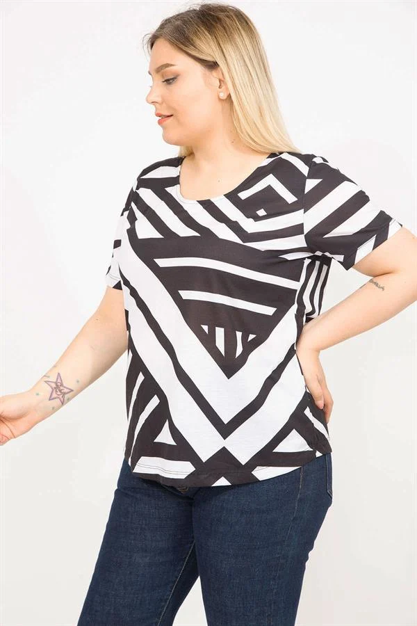 Kadın Siyah Büyük Beden Bisiklet Yakalı Geometrik Desenli Kısa Kollu Bluz 65N35774
