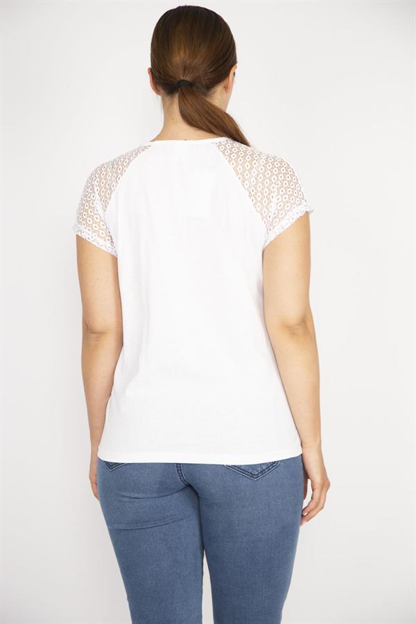 Kadın Beyaz Büyük Beden Pamuklu Kumaş Ön Pat Fermuarlı Kolları Dantel Bluz