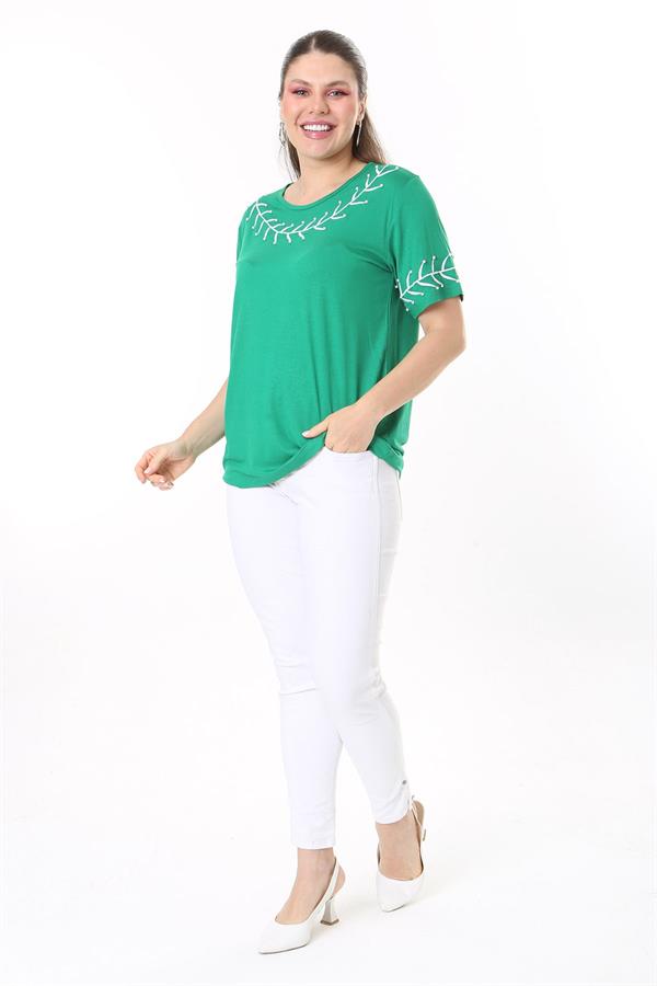 Kadın Büyük Beden Beyaz İnci Ve Nakış Detaylı Kısa Kollu Bluz 65N37677