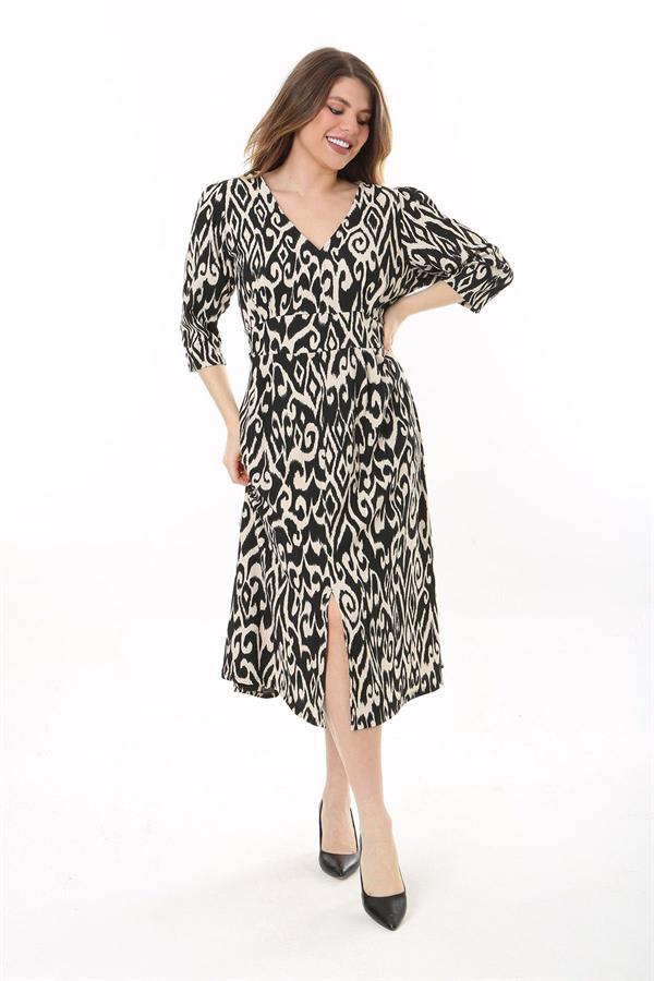 Kadın Büyük Beden Siyah V Yakalı Bürümcük Kumaş Kapri Kollu Elbise 65N37622