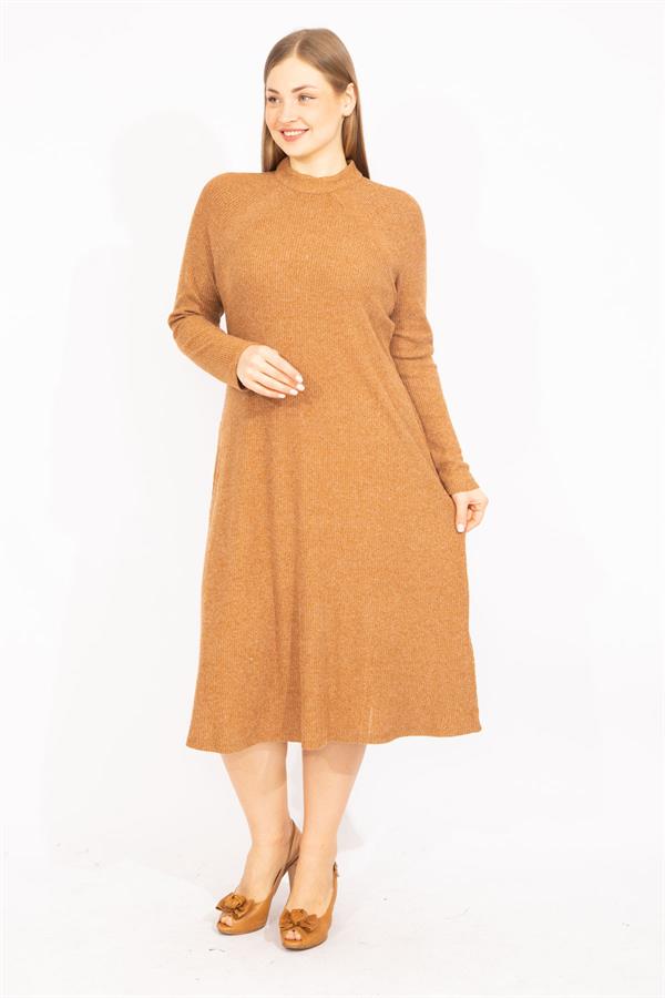 Kadın Safran Büyük Beden Sıfır Yaka Kendinden Çizgili Elbise 65N35602