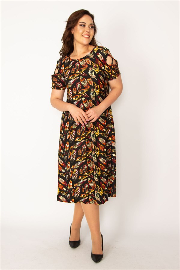 Kadın Renkli Omuz Dekolteli Çiçek Desenli Elbise 65N33598