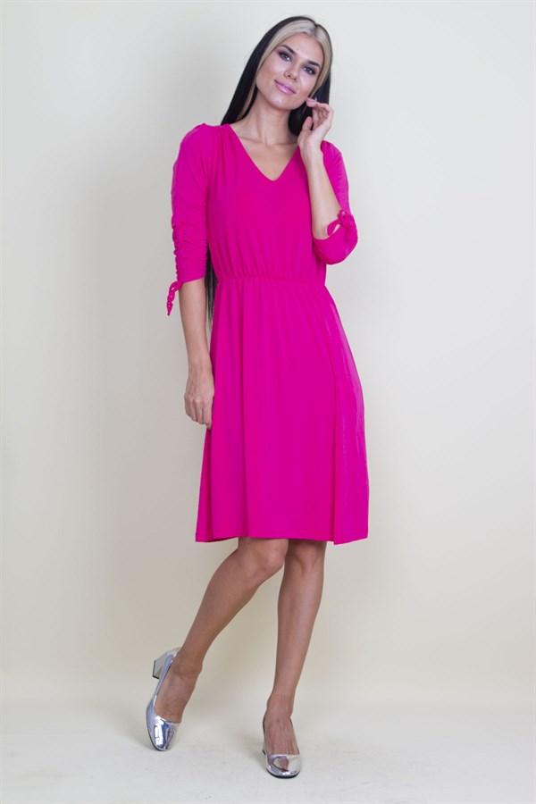 KOL VE BEL DETAYLI YIRTMAÇLI ELBİSE