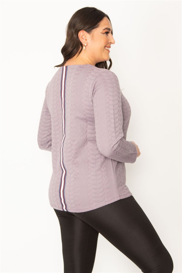 KADIN LACİVERT V YAKALI ARKA ŞERİT DETAYLI KENDİNDEN DESENLİ TUNİK