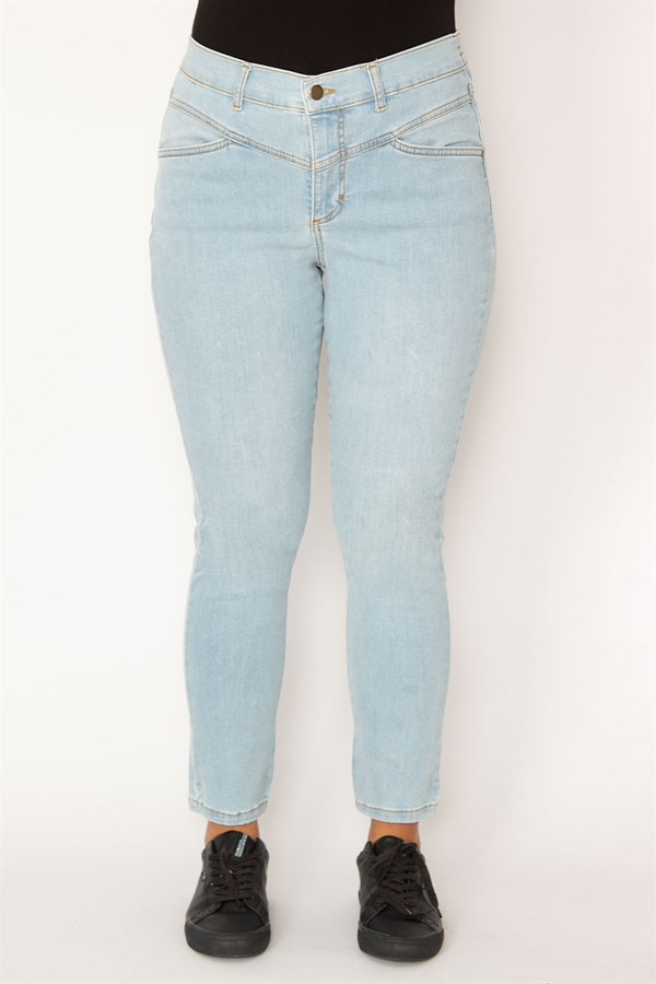 Kadın Mavi Ön Kup Detaylı Yan Kemeri Lastikli Likralı Kot Pantolon 65N34332