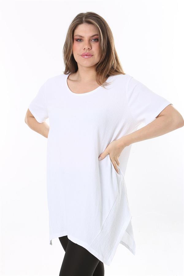 Kadın Büyük Beden Beyaz Bürümcük Kumaş Etek Ucu Kup Detaylı Kısa Kollu Bluz 65N37857