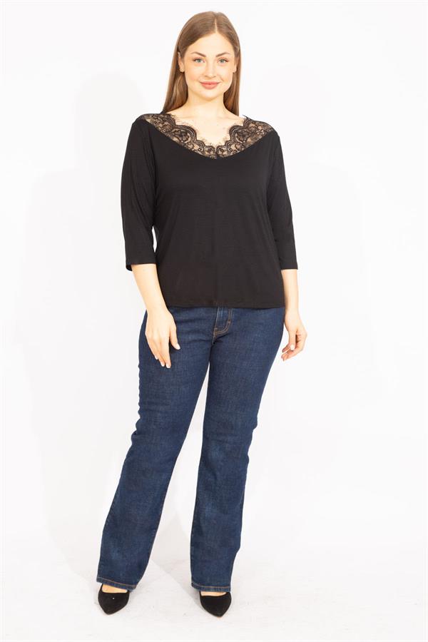 Kadın Siyah Büyük Beden Dantel Detaylı Bluz 65N35576