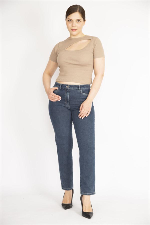 Kadın Büyük Beden Lacivert Ön Cepli Likralı Kot Pantolon 65N36986