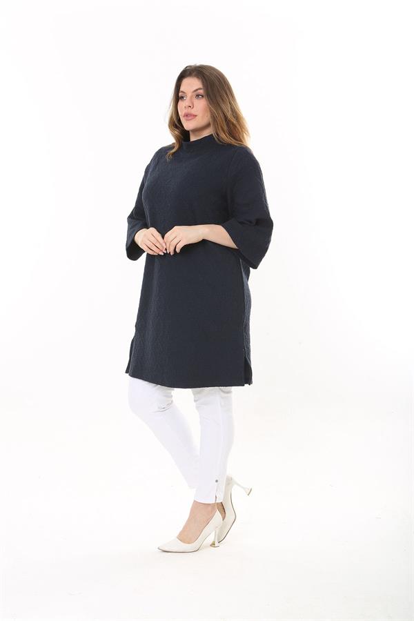 Kadın Büyük Beden Lacivert Dik Yakalı Kendinden Desenli Kapri Kollu Tunik Elbise 65N37518