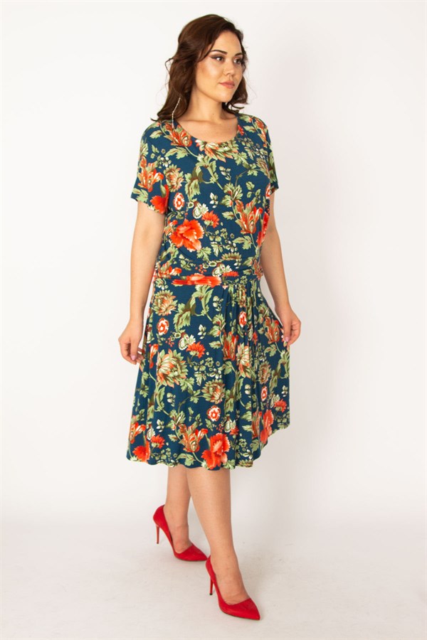 Kadın Renkli Bel Drapeli Çiçek Desenli Elbise 65N33589
