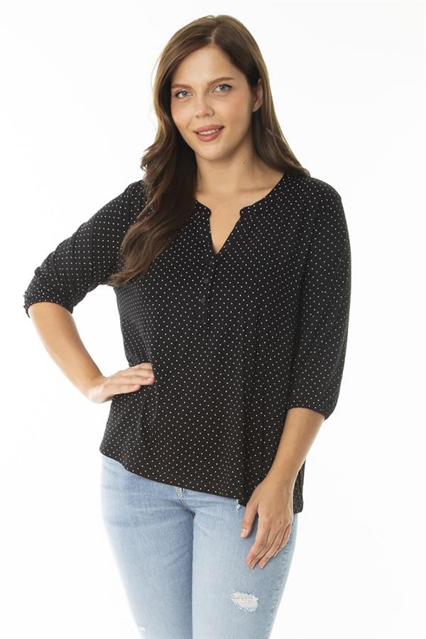 Kadın Büyük Beden Siyah Puan Desenli V Yaka Patı Düğmeli Kapri Kollu Bluz 65N36958
