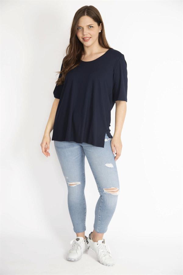 Kadın Lacivert Büyük Beden Önü İki Katlı Kısa Kollu Likralı Bluz