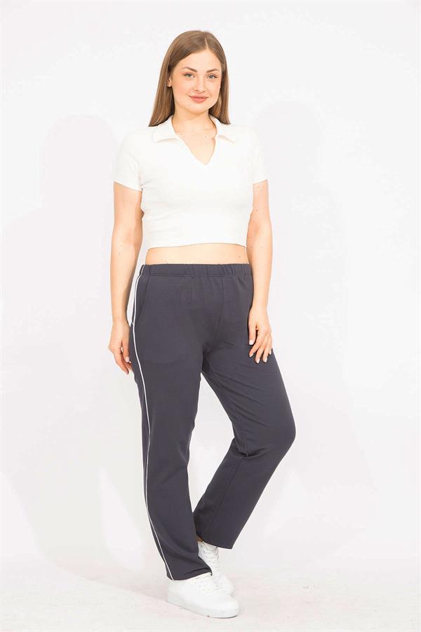Kadın Lacivert Büyük Beden Biye Detaylı Spor Pantolon 65N35627