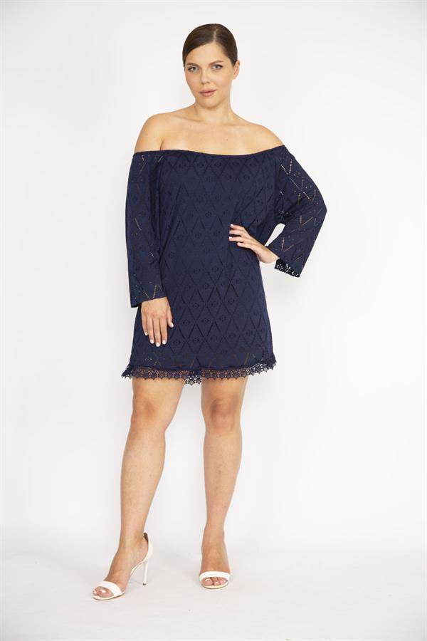 Kadın Büyük Beden Lacivert Delikiş Kumaş Yakası Lastikli Astarlı Tunik