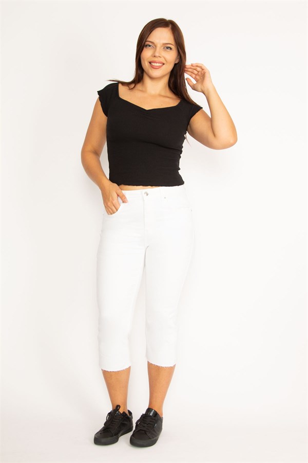 Kadın Beyaz Paçası Pis Dikişli 5 Cep Kot Kapri 65N34539