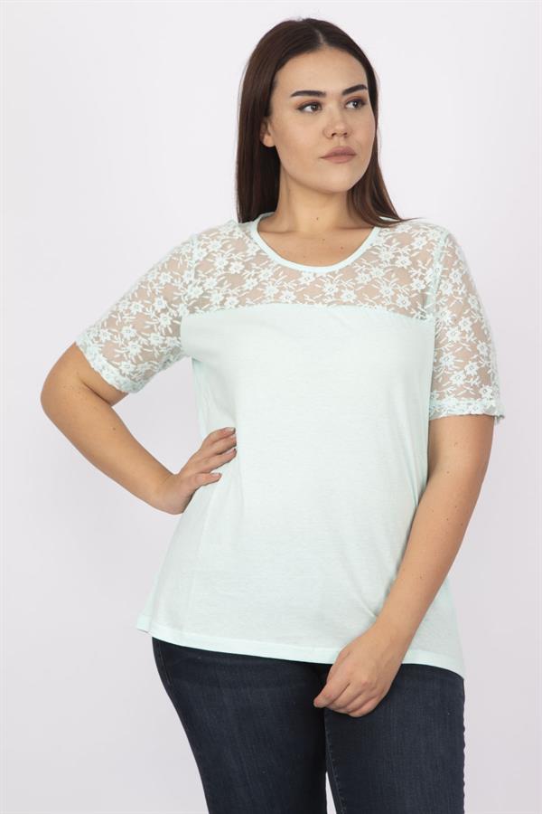 Kadın Beyaz Pamuklu Kumaş Dantel Detaylı Bluz 65N20711