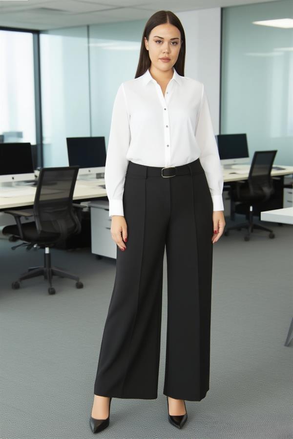 Kadın Siyah Geniş Paçalı Beli Toka Detaylı Klasik Pantolon 65N28520