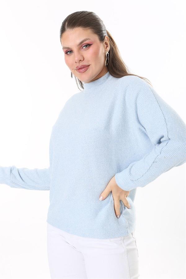 Kadın Büyük Beden Bebe Mavisi Yün Viskon Kumaş Yarasa Kollu Bluz 65N37703