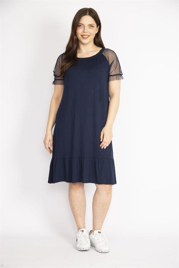 Kadın Kırmızı Büyük Beden Kolları Tül Yakası Lastik Detaylı Etek Ucu Katlı Elbise