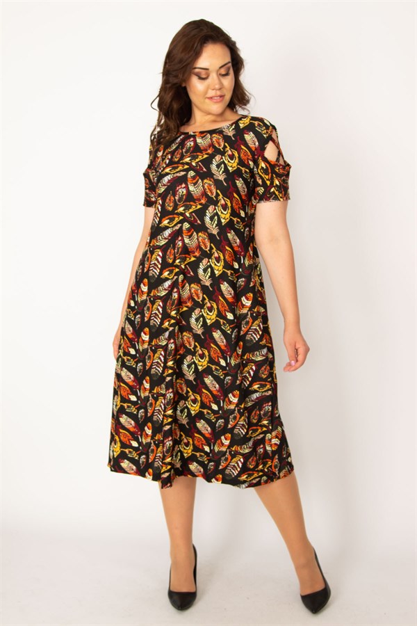 Kadın Renkli Omuz Dekolteli Çiçek Desenli Elbise 65N33598