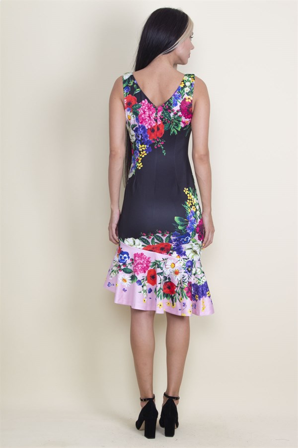 ETEĞİ VOLANLI ÇİÇEK DESENLİ ELBİSE