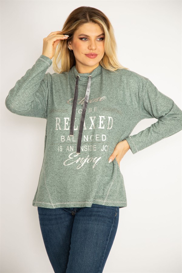 Kadın Yeşil Yakası Kuşgözü Bağcıklı Omuzları Ve Önü Taş Detaylı Tunik 65N34821