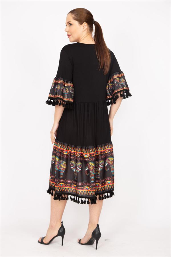 Kadın Siyah Büyük Beden Kol Ve Eteği Desenli Püskül Detaylı Elbise 65N35844