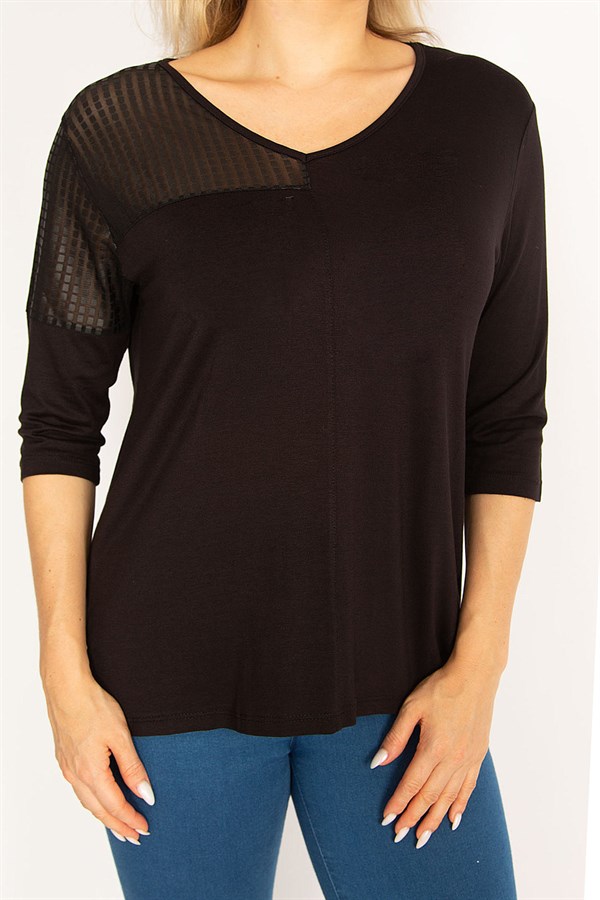 Kadın Siyah Lazer Kesim Detaylı Kapri Kollu Viskon Bluz 65N34631