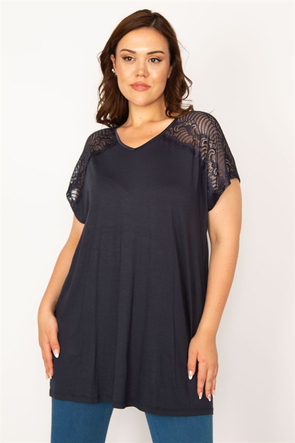 Kadın Lacivert Omuzları Dantel V Yakalı Bluz 65N33848