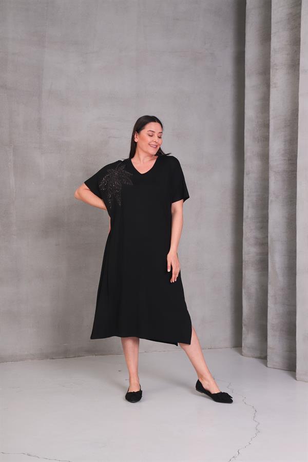 Kadın Büyük Beden Siyah, Omuz Pul Payet Çiçek Desenli, Rahat Kesim V Yaka Elbise 65N39088