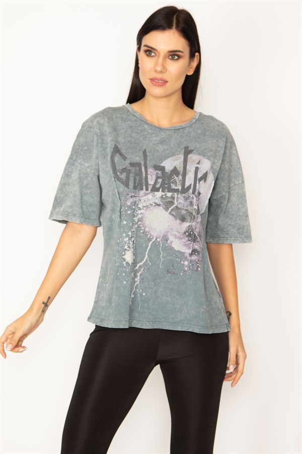 KADIN RENKLİ YIKAMALI KUMAŞ ÖN BASKILI BLUZ