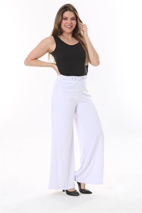 Kadın Büyük Beden Beyaz Kemer Aksesuarlı Geniş Paçalı Cepsiz Pantolon 65N37818