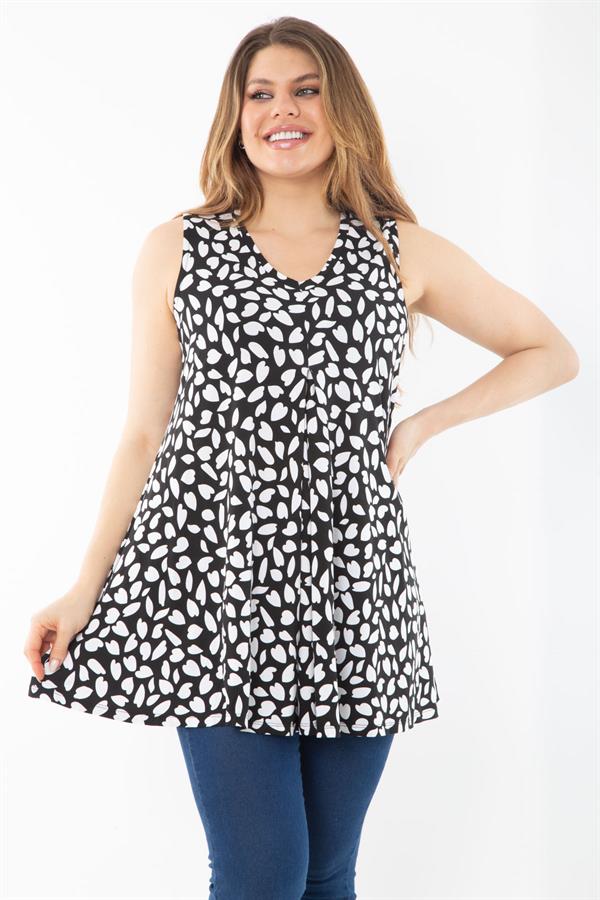 Kadın Büyük Beden Siyah Önü A Pileli V Yakalı Kolsuz Tunik 65N37335