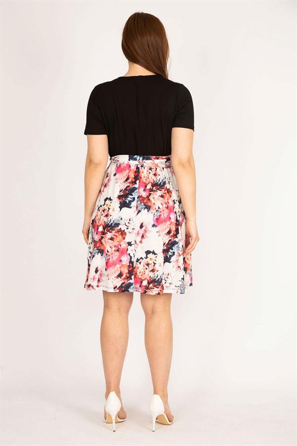 Kadın Siyah Büyük Beden Anvelop Yakalı Beli Kuşaklı Elbise