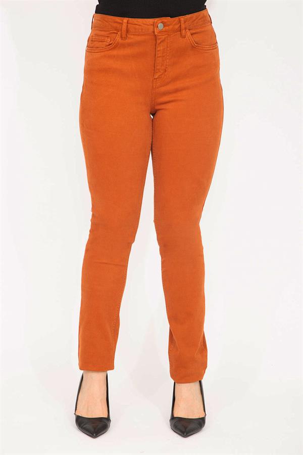 WOMEN'S ORANGE LYCRA 5 POCKET JEANS
