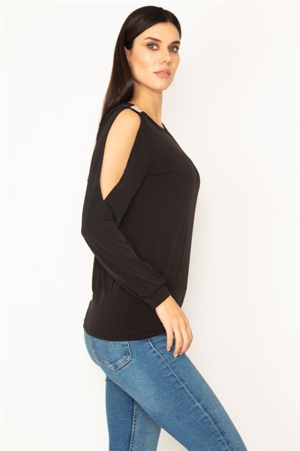 BLOUSE AVEC MANCHES ET ÉPAULES DÉTAILLÉES DE PIERRES