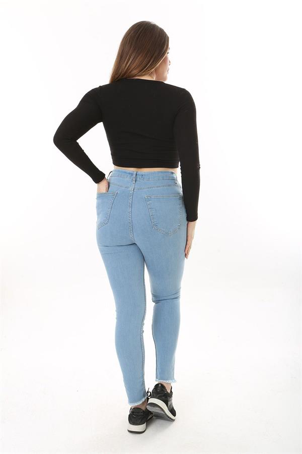 Kadın Büyük Beden Mavi Yüksek Bel Yırtmaçlı Dar Paça Likralı Kot Pantolon 65N37606